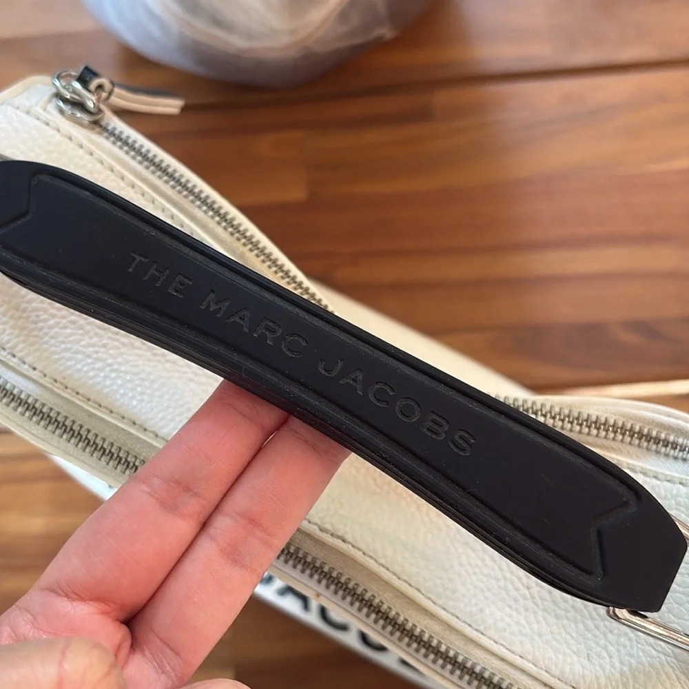 Large Marc Jacobs Black and White Lunchbox Purse - Picture 5 of 15